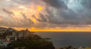 Sol & Mar Camara de Lobos